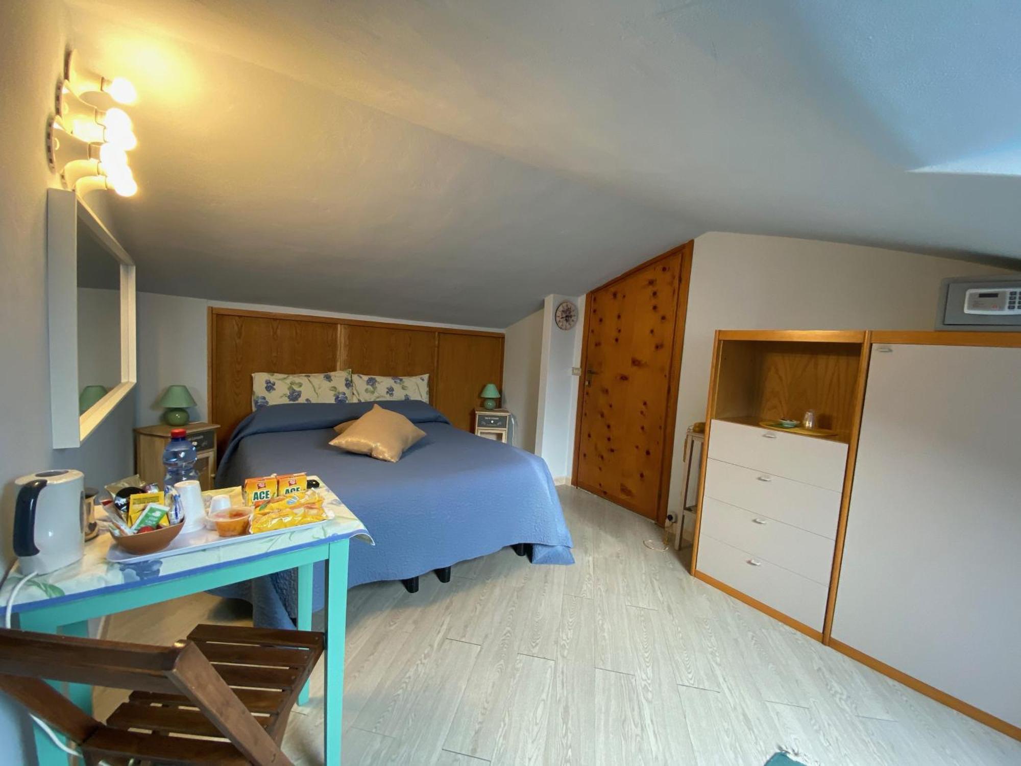 Albergo La Pineta Marina dʼMarina dʼAndora Cameră foto