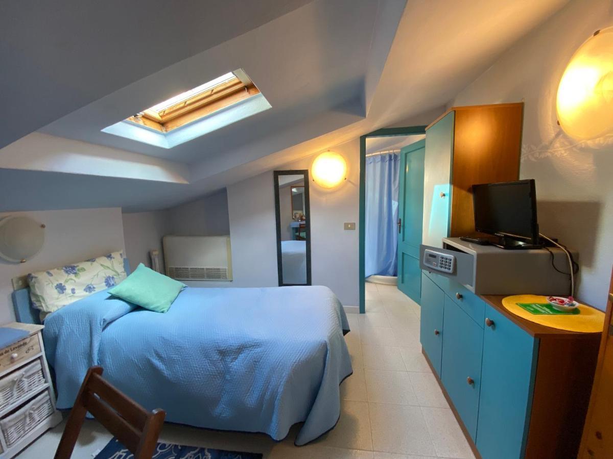 Albergo La Pineta Marina dʼMarina dʼAndora Exterior foto